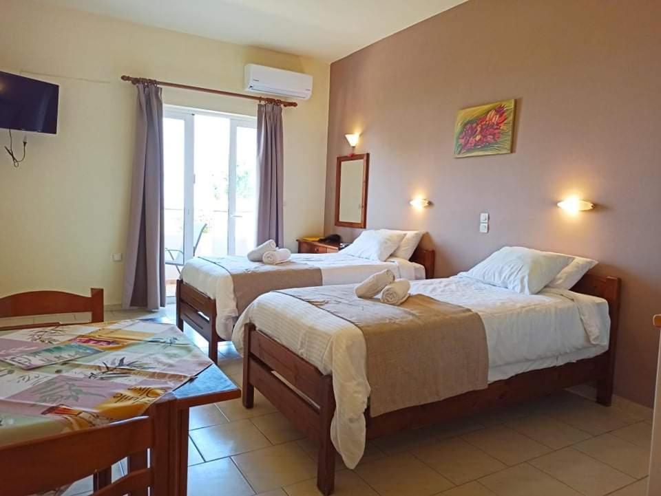 Hotel Mary Platanés Esterno foto