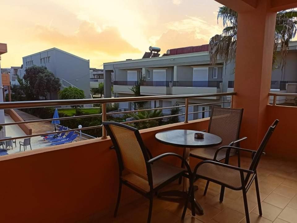 Hotel Mary Platanés Esterno foto