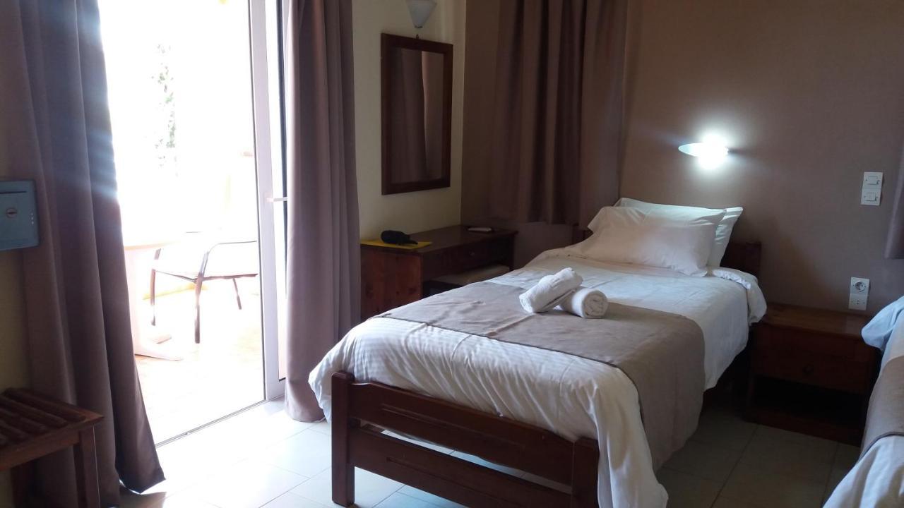 Hotel Mary Platanés Esterno foto